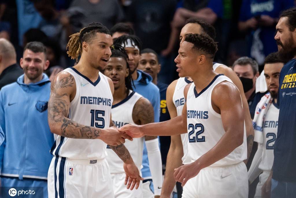 最终，米兰3-1弗洛西诺尼。